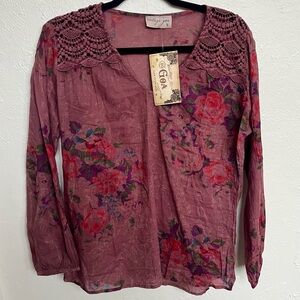 NWT Lightweight Embroidered Floral Tapestry Boho Fairy Semi Sheer Blouse S